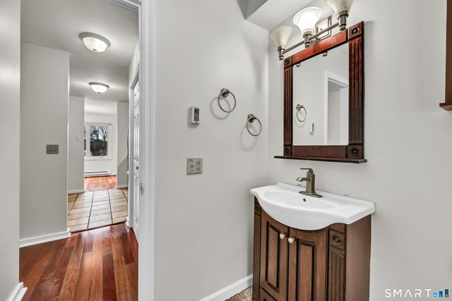 15 Twin Oaks 15, New Milford, CT 06776