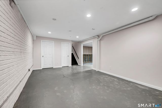 15 Twin Oaks 15, New Milford, CT 06776