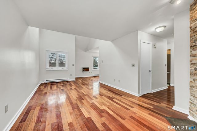 15 Twin Oaks 15, New Milford, CT 06776