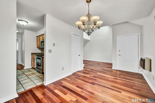 15 Twin Oaks 15, New Milford, CT 06776