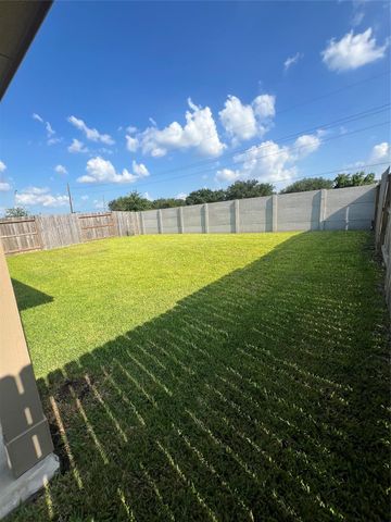 24207 Breckenridge Pass Lane, Hockley, TX 77447