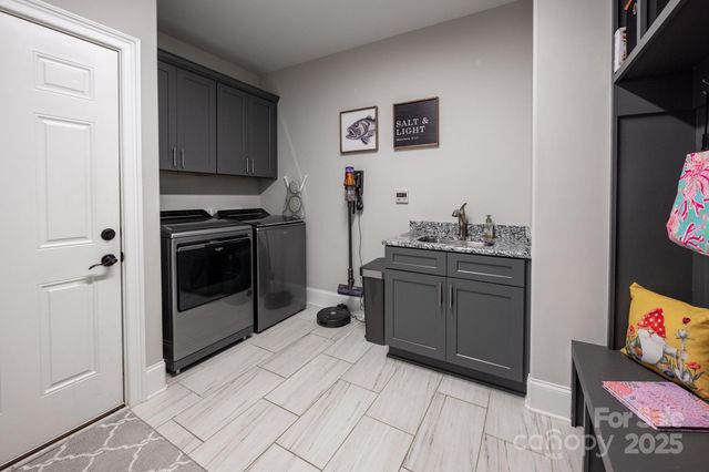 4017 Halyard Drive, Denver, NC 28037