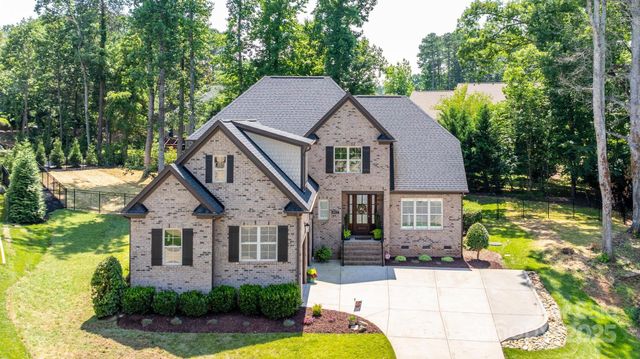 4017 Halyard Drive, Denver, NC 28037
