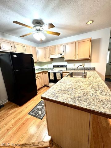 3652 Mercedes Place, Canfield, OH 44406