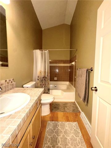 3652 Mercedes Place, Canfield, OH 44406
