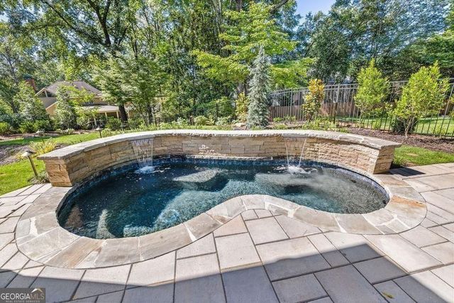 4045 Inverness Crossing, Roswell, GA 30075