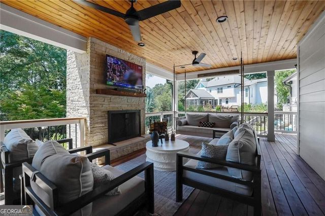 4045 Inverness Crossing, Roswell, GA 30075