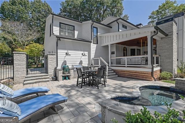 4045 Inverness Crossing, Roswell, GA 30075