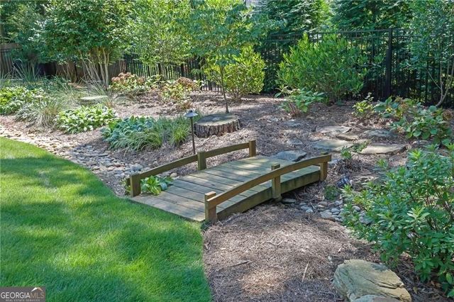 4045 Inverness Crossing, Roswell, GA 30075