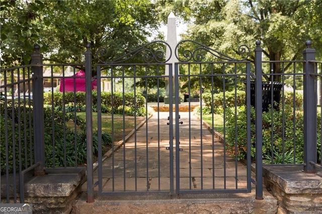 4045 Inverness Crossing, Roswell, GA 30075