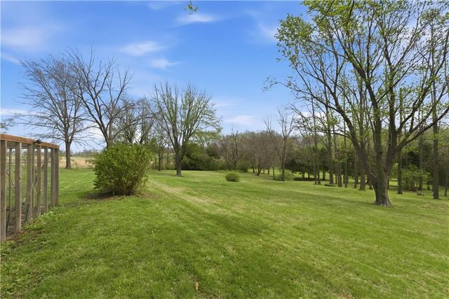34372 169th Street, Leavenworth, KS 66048
