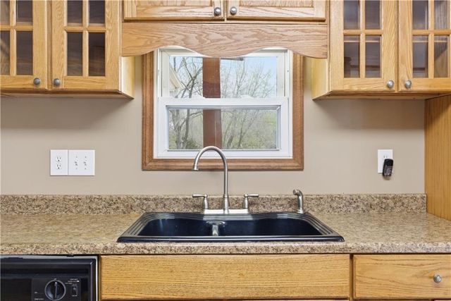 34372 169th Street, Leavenworth, KS 66048