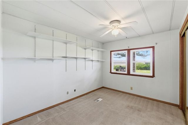 34372 169th Street, Leavenworth, KS 66048