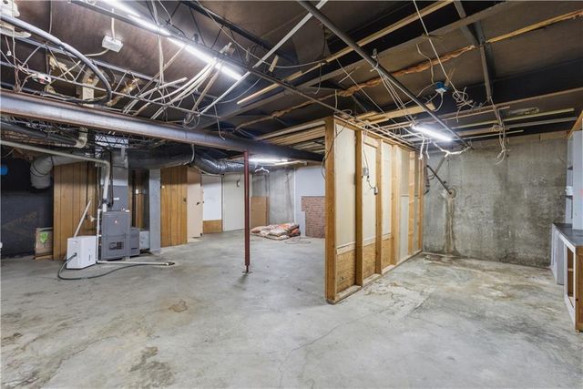 34372 169th Street, Leavenworth, KS 66048