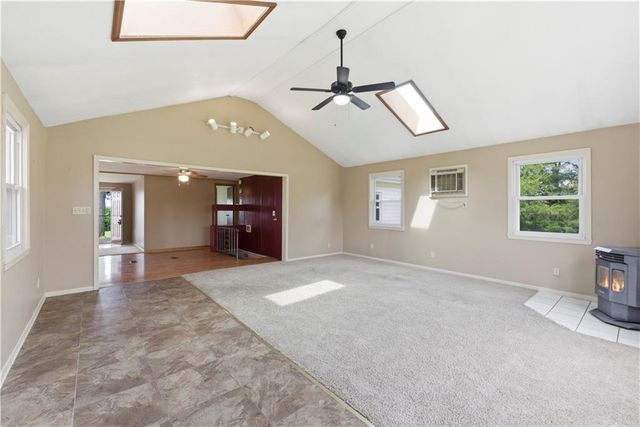 34372 169th Street, Leavenworth, KS 66048