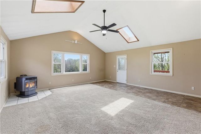 34372 169th Street, Leavenworth, KS 66048
