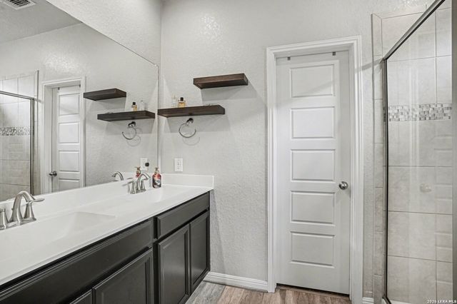 215 Wickersham, Boerne, TX 78015