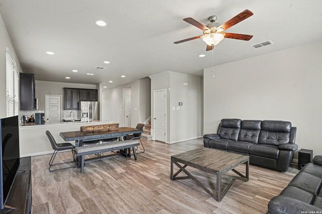 215 Wickersham, Boerne, TX 78015