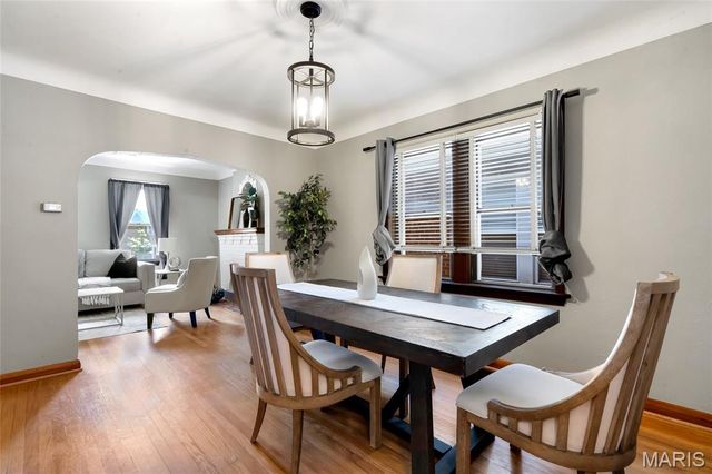 5251 Walsh Street, St Louis, MO 63109