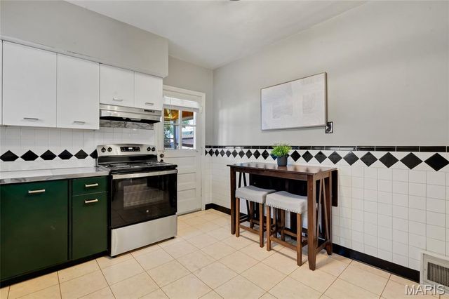 5251 Walsh Street, St Louis, MO 63109