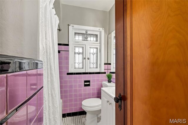 5251 Walsh Street, St Louis, MO 63109