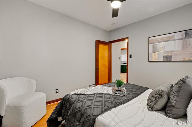 5251 Walsh Street, St Louis, MO 63109