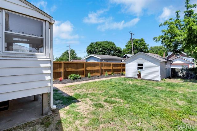 5251 Walsh Street, St Louis, MO 63109