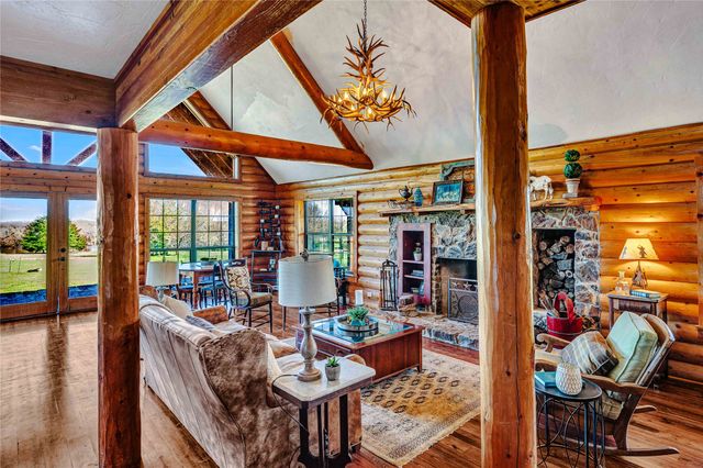 1430 County Road 3025, Bonham, TX 75418