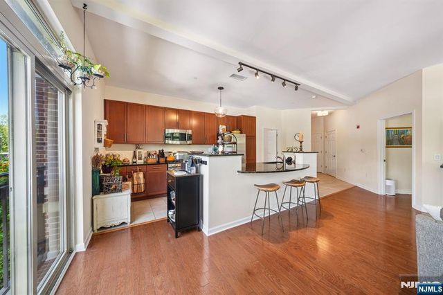 1119 Riverview Avenue 119, Englewood, NJ 07631