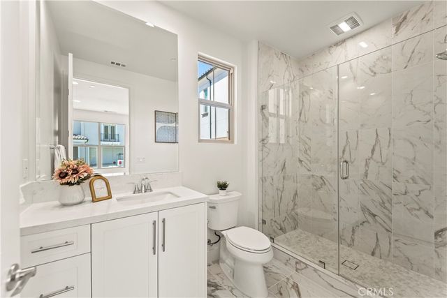 173 Somera, Irvine, CA 92602