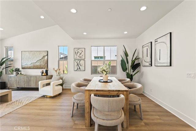 173 Somera, Irvine, CA 92602