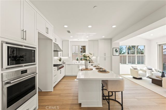 173 Somera, Irvine, CA 92602