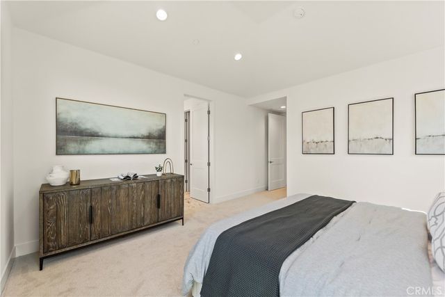 173 Somera, Irvine, CA 92602