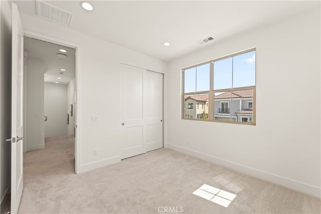 173 Somera, Irvine, CA 92602