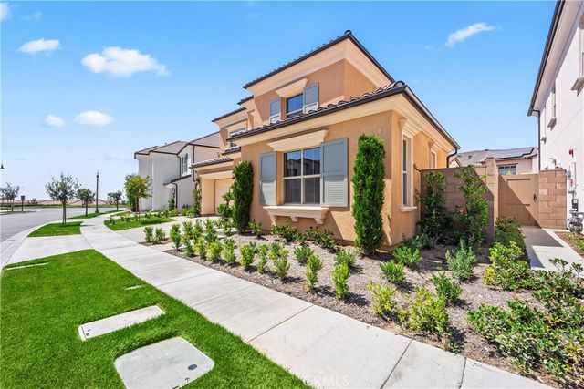 173 Somera, Irvine, CA 92602