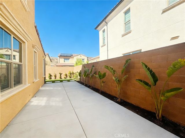 173 Somera, Irvine, CA 92602