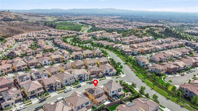 173 Somera, Irvine, CA 92602