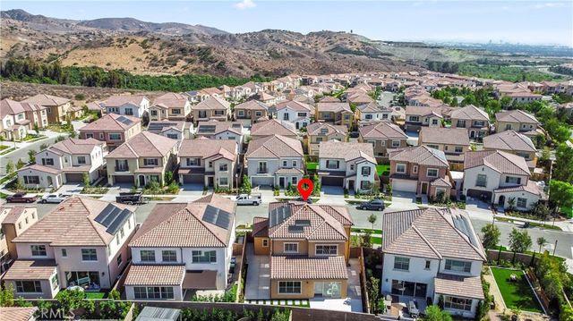 173 Somera, Irvine, CA 92602