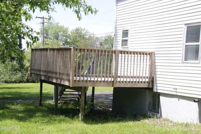 2 Lunis Avenue, Rensselaer, NY 12144