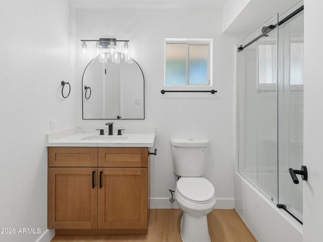1340 E 2ND Avenue, Mesa, AZ 85204