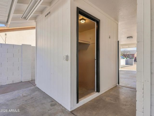 1340 E 2ND Avenue, Mesa, AZ 85204
