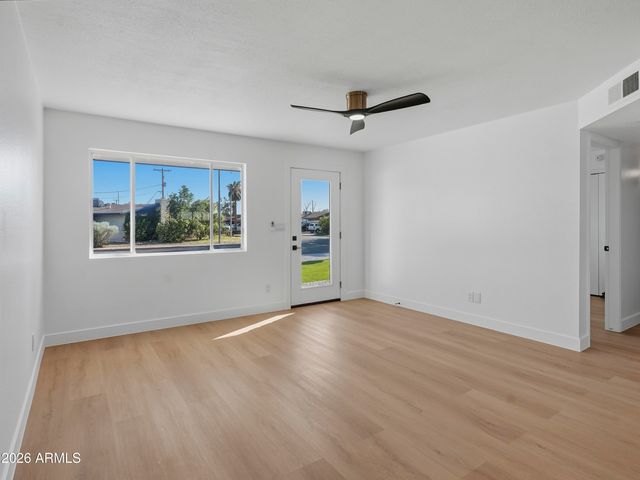 1340 E 2ND Avenue, Mesa, AZ 85204