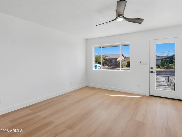 1340 E 2ND Avenue, Mesa, AZ 85204