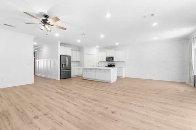 156 Emarie Grey Circle, Santa Rosa Beach, FL 32459