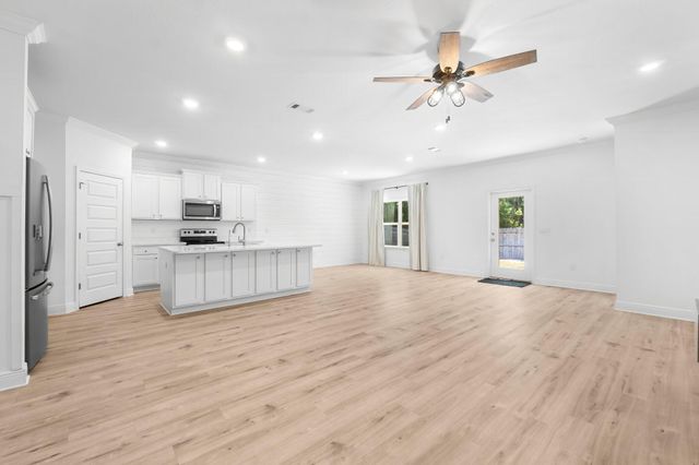 156 Emarie Grey Circle, Santa Rosa Beach, FL 32459