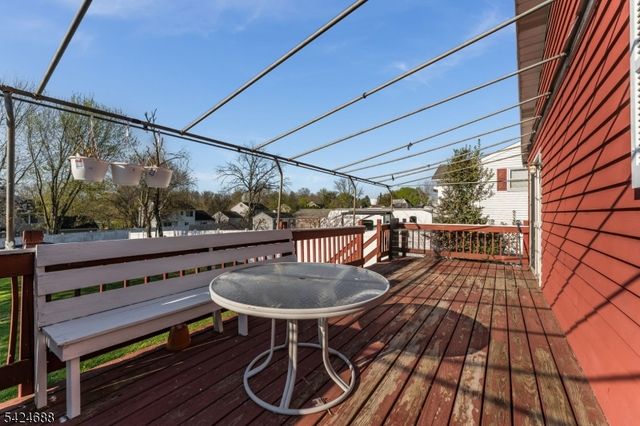 742 South Blvd, Alpha Boro, NJ 08865