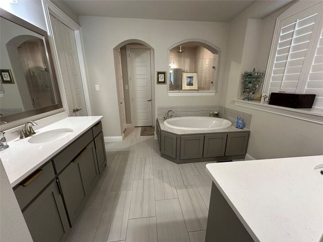 2805 Maverick Way, Celina, TX 75009