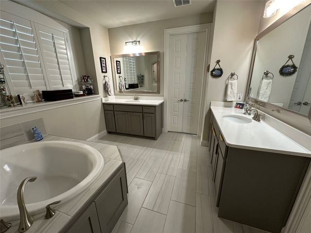 2805 Maverick Way, Celina, TX 75009