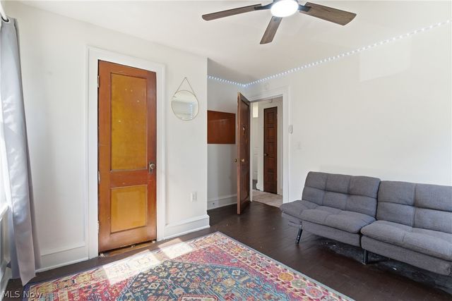 3875 E 38th Street, Newburgh Heights, OH 44105