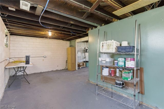 3875 E 38th Street, Newburgh Heights, OH 44105